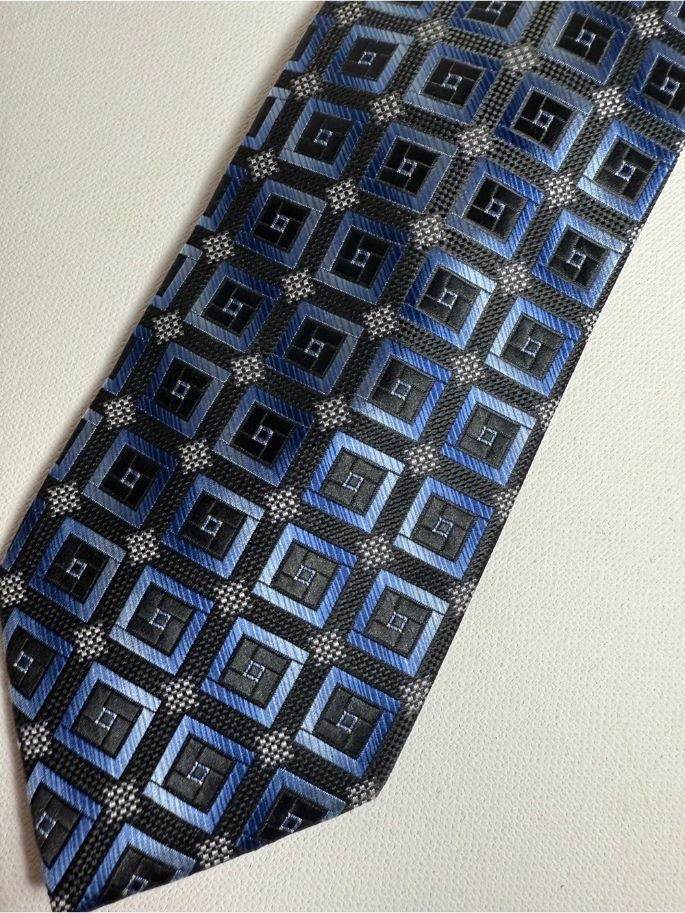Vintage Handmade Pierre Cardin Square Pattern Tie  100% Polyester Blue EUC